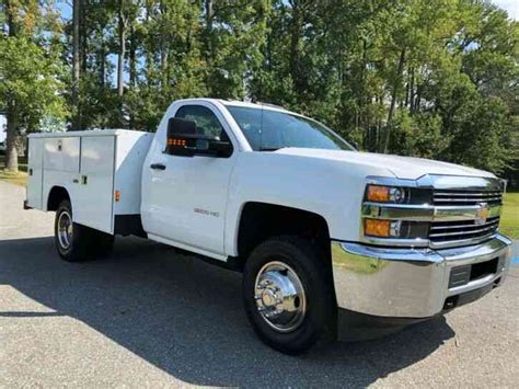 Chevrolet SILVERADO 3500 (2015) : Utility / Service Trucks