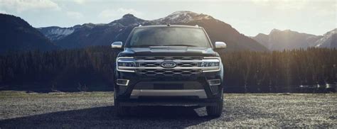 Test Drive the 2023 Ford Expedition in Milwaukee, WI