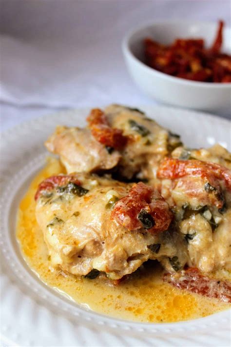 Creamy Keto Tuscan Chicken Recipe in Crock Pot - Keen for Keto - GF