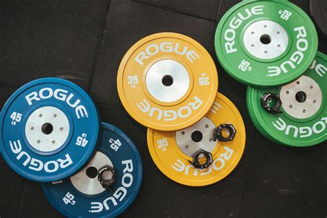 Several Rogue Gym Plates · Free Stock Photo