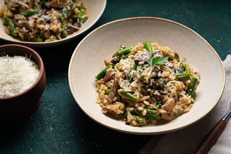 Mushroom and Asparagus Risotto Recipe