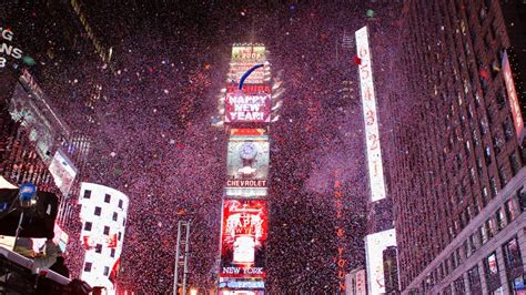 Times Square New Year's Eve Ball Drop 2023 | NY Latin Culture