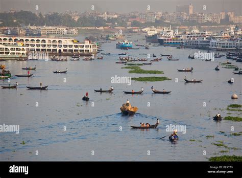 Buriganga River in Dhaka Bangladesh Stock Photo - Alamy