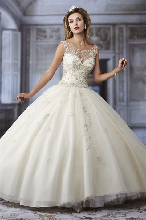 Cinderella Inspired Wedding Dress - jenniemarieweddings