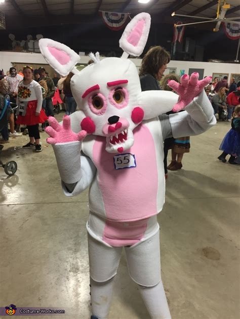 Funtime Foxy Costume - Photo 2/3