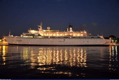 FREEWINDS - IMO 6810811