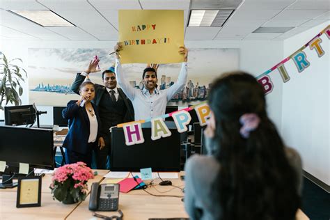 30+ of the Best Employee Birthday Gifts | Kudoboard Blog