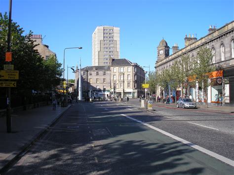 The Foot of Leith Walk © Sandy Gemmill cc-by-sa/2.0 :: Geograph Britain and Ireland