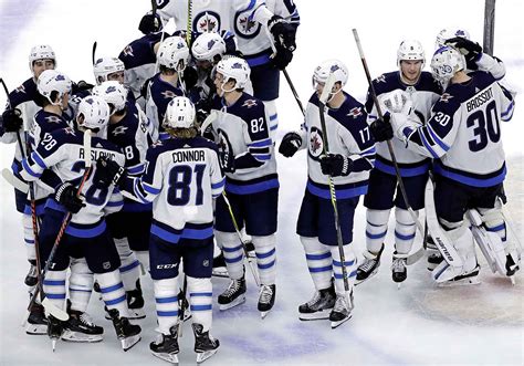 Fast, furious and fun: Jets play Bolts in nationally televised match – Winnipeg Free Press