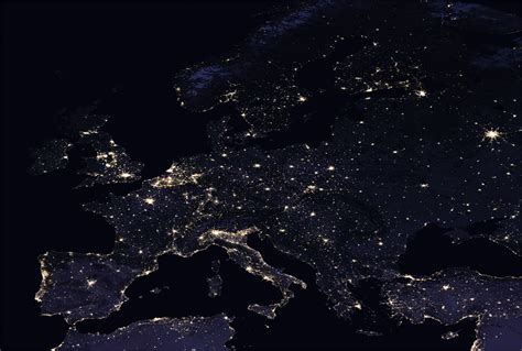 New Night Lights Maps Open Up Possible Real-Time Applications | Earth at night, Earth, Nasa