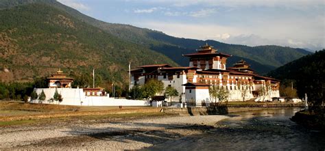 Punakha Tours & Custom Bhutan Tours | Enchanting Travels