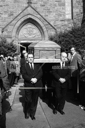 sal mineo funeral - Celebrities who died young Photo (41161009) - Fanpop