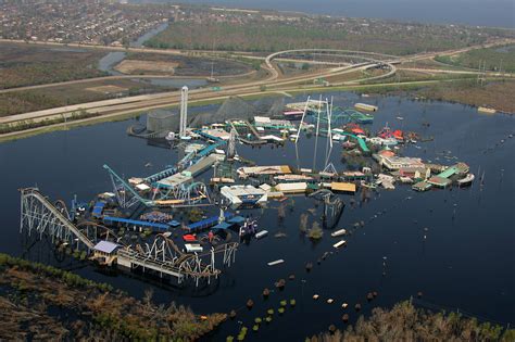File:Aerial view of SFNO after Hurricane Katrina.jpg - Wikipedia, the free encyclopedia