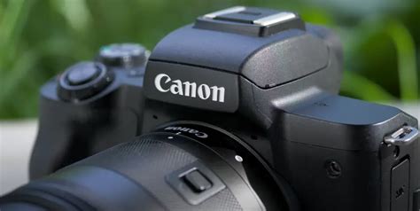 Canon EOS M200 vs. M50: Which is Better? - FotoProfy