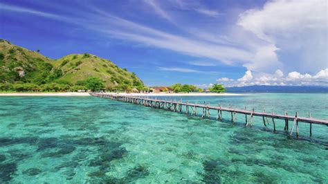 Kanawa Island | Roamindonesia.com