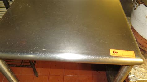 Small Stainless Steel Prep Table w/ Backsplash 25" x 31"D x 35"H - Oahu ...