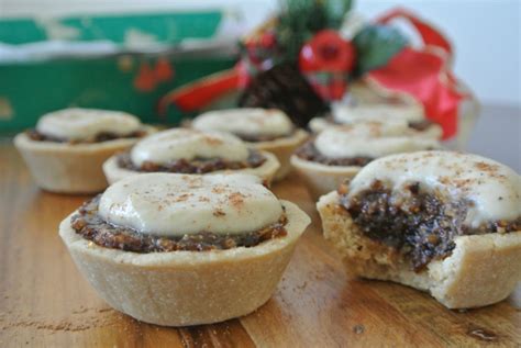 Raw Mince Pies [Vegan, Gluten-Free] - One Green Planet