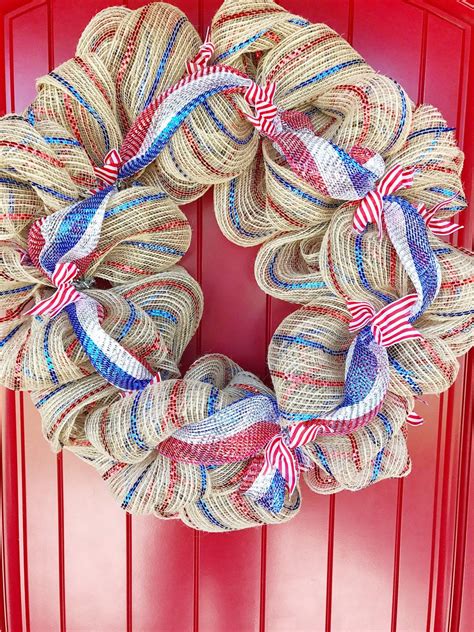 How To Make A Deco Mesh Wreath - Kelly Lynn's Sweets and Treats | Deco mesh wreaths diy, Deco ...