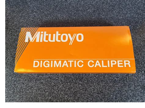 Mitutoyo 500-196-30 0-6" Digital Caliper Review - Machinist Guides