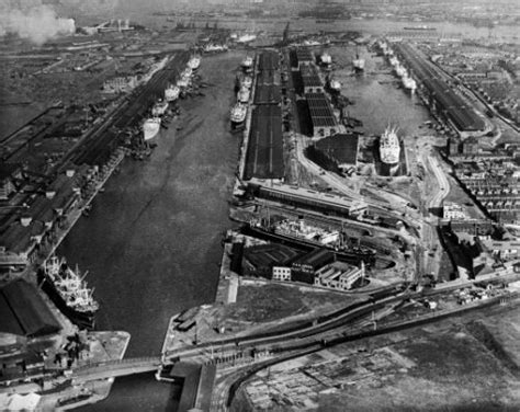 Royal Docks History: June 1880 - London's Royal Docks