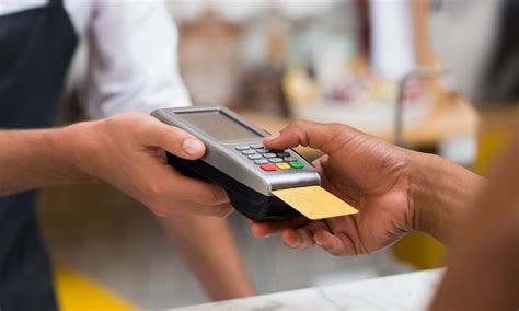 Top Things To Consider When Choosing a Wireless Credit Card Reader