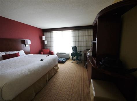 COURTYARD BY MARRIOTT OTTAWA DOWNTOWN (Canadá) - Opiniones y comparación de precios - Hotel ...