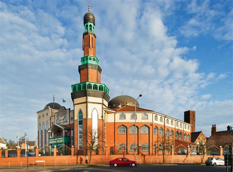 Ghamkol Shareef Mosque in Birmingham | Mosque, Mosque architecture ...