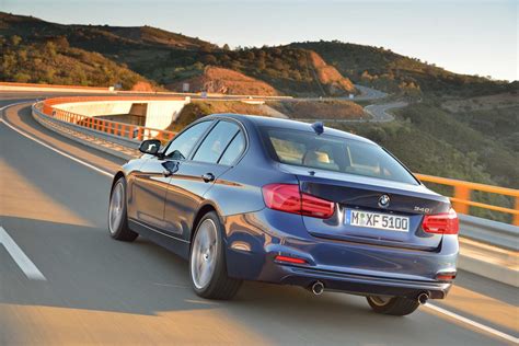 Die neue BMW 3er Limousine, Modell Sport Line (05/2015) Mediterranblau metallic.