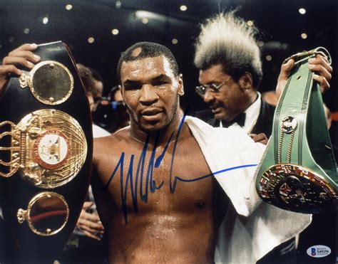 Mike Tyson Autograph | signed oversized photograph