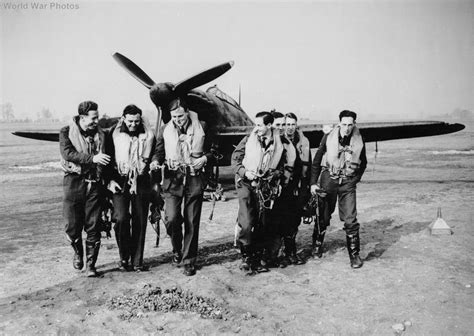 Hurricane and pilots of No. 3 Squadron RAF | World War Photos