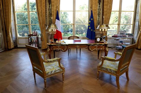 Inside France's Élysée Palace, the French presidential residence that's ...