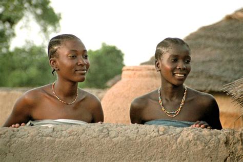 ESSENTIAL AFRICAN FILMS – Lista de Filmes na MUBI