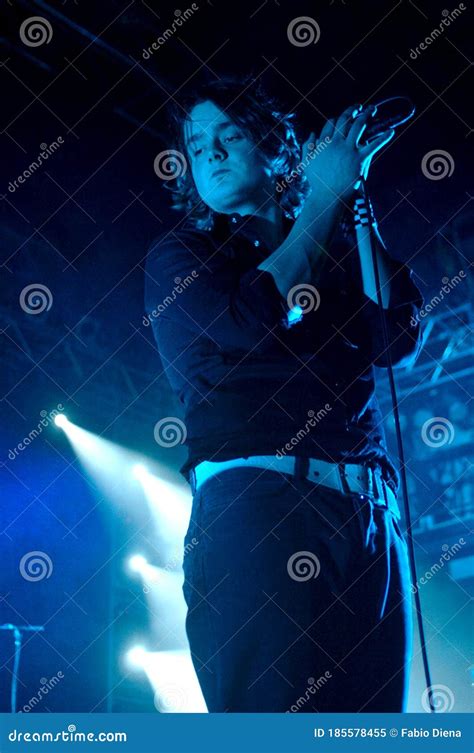 Keane ,Tom Chaplin during the Concert Editorial Image - Image of ...