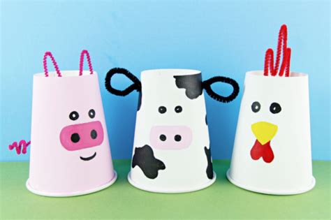 Cutest Farm Crafts: Cow, Chick + Piggy Made from Cups | Kids Activities Blog