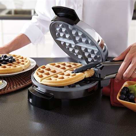 Waffle maker - tiklohey