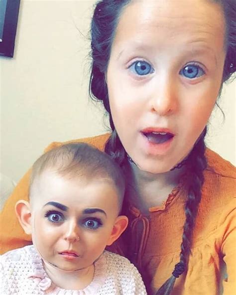 14 Totally Hilarious And Terrifying Face Swap Pictures You Need To See