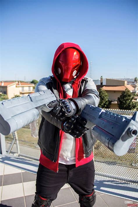 Red Hood Arkham Knight cosplay Ready to fight. by JonathanPiccini-JP on DeviantArt