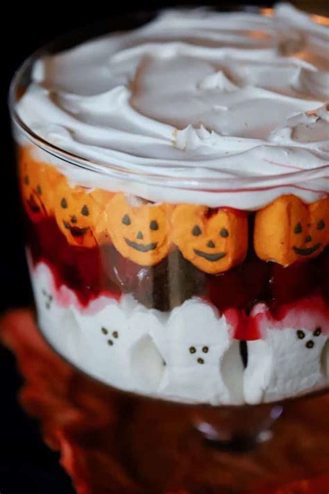 Easy Halloween Black Forest Trifle Dessert | gritsandpinecones.com