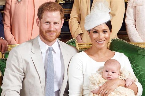 Prince Harry & Meghan Didn't Invite Thomas Markle to Archie Christening ...