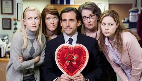 10 Best Valentine's Day TV Sitcom Episodes to Stream