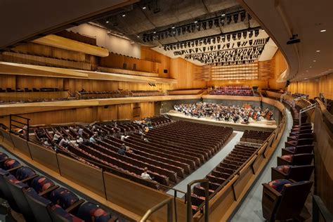 New York Philharmonic's David Geffen Hall reopens after extensive ...