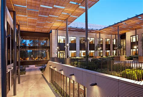 Stanford Law School, William H. Neukom Building on Behance