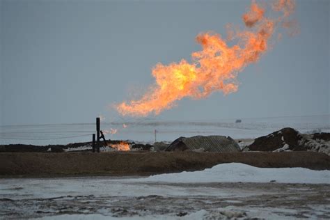 Production limits rare for companies that miss natural gas flaring ...