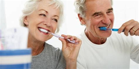 Dental Care Tips for Seniors