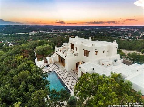 George Strait finally sells his 12-acre Texas hilltop mansion