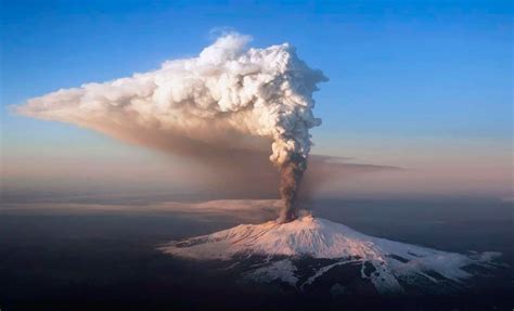 Ahora sé: ERUPCIÓN PLINIANA