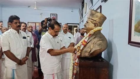 Union Minister George Kurian Visits RSS Kerala Headquarters; Holds ...