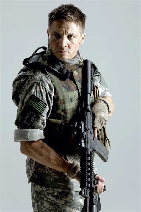 The Bourne Legacy's Jeremy Renner, action hero at last | Jeremy renner, Men in uniform, Hurt locker