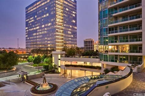 Irvine Luxury Highrise 2 Bed/3 Bathroom Townhome - Condominiums for ...