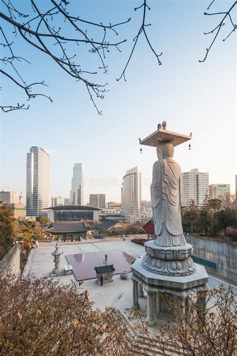 Bongeunsa Temple, Seoul, Korea Stock Image - Image of sculpture ...